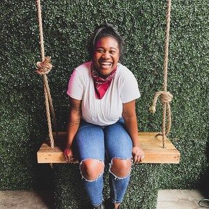 Meet your Posher, Janay